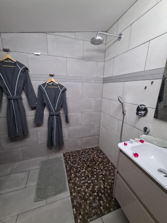 Les 2 Cabanes Labastide-Gabausse Dış mekan fotoğraf
